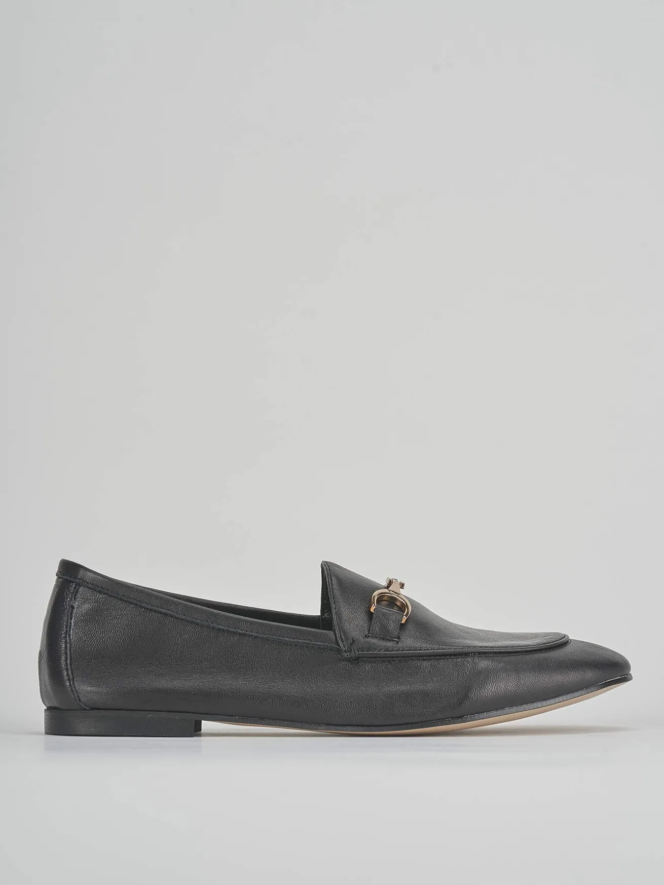 Mocassino tacco 1 cm nero pelle