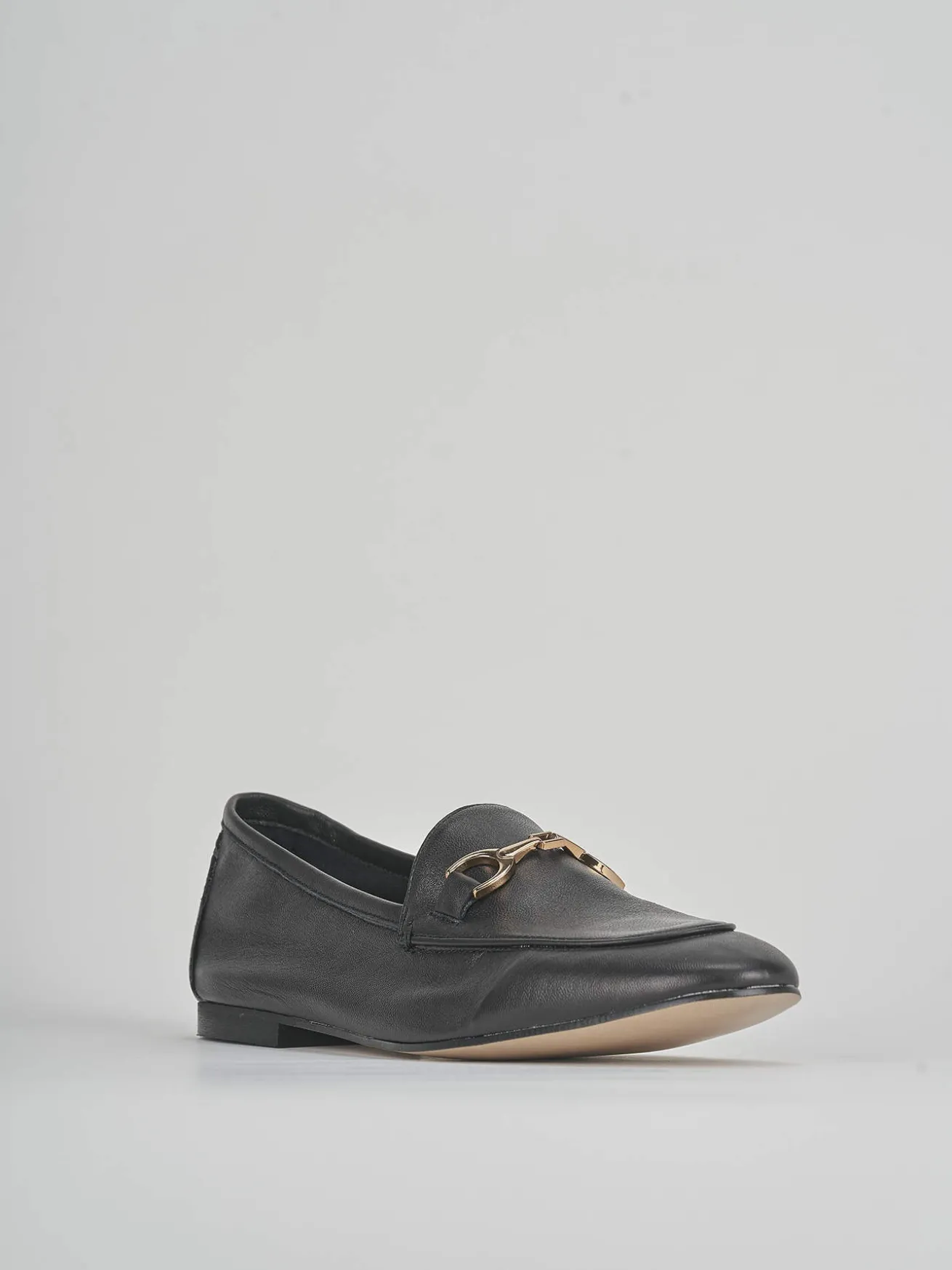 Mocassino tacco 1 cm nero pelle