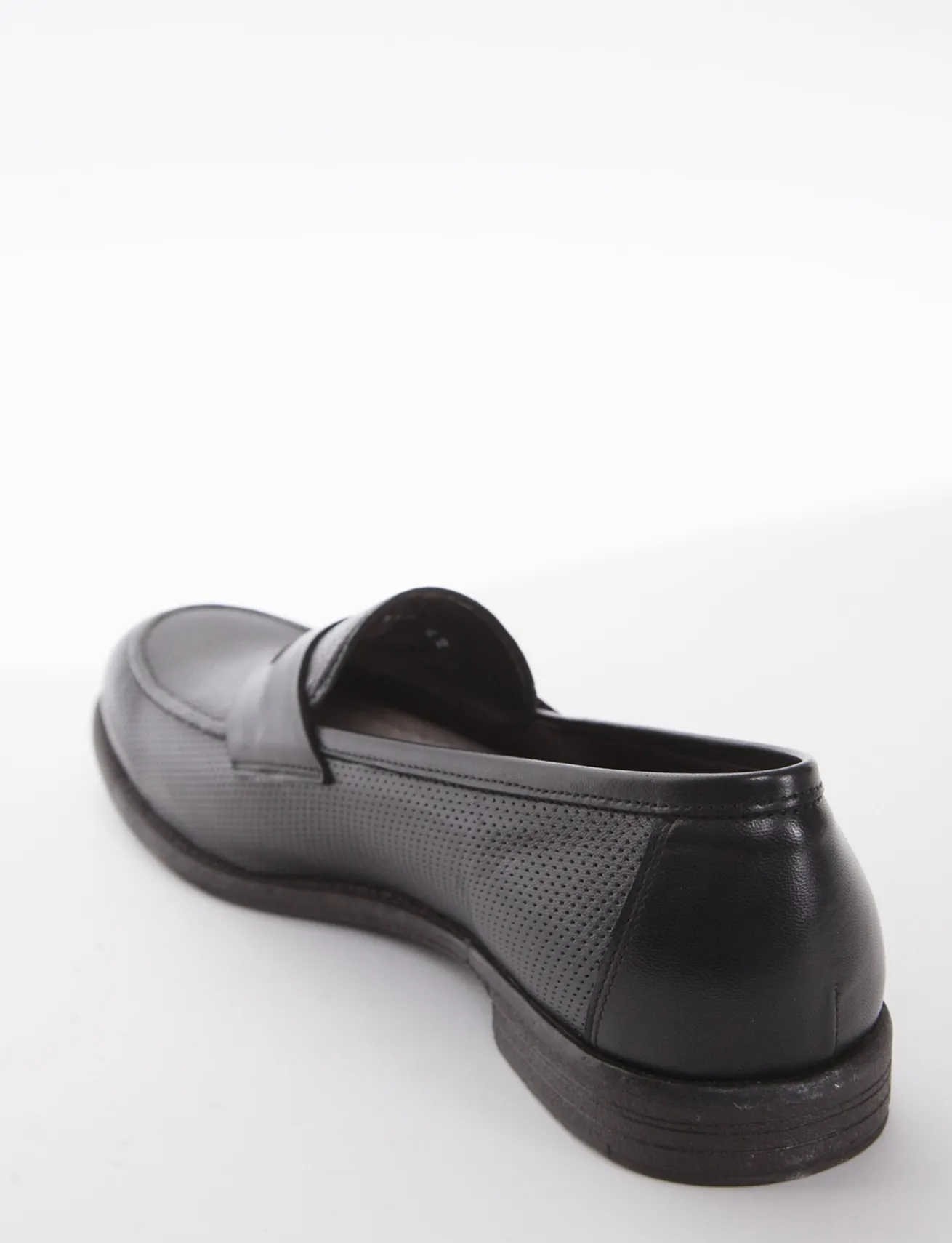 mocassino tacco 2 cm testa