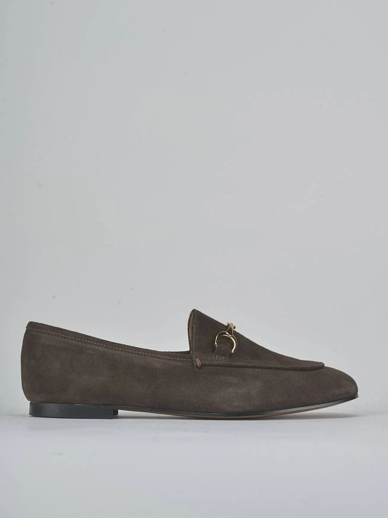 Mocassino tacco 1 cm testa camoscio