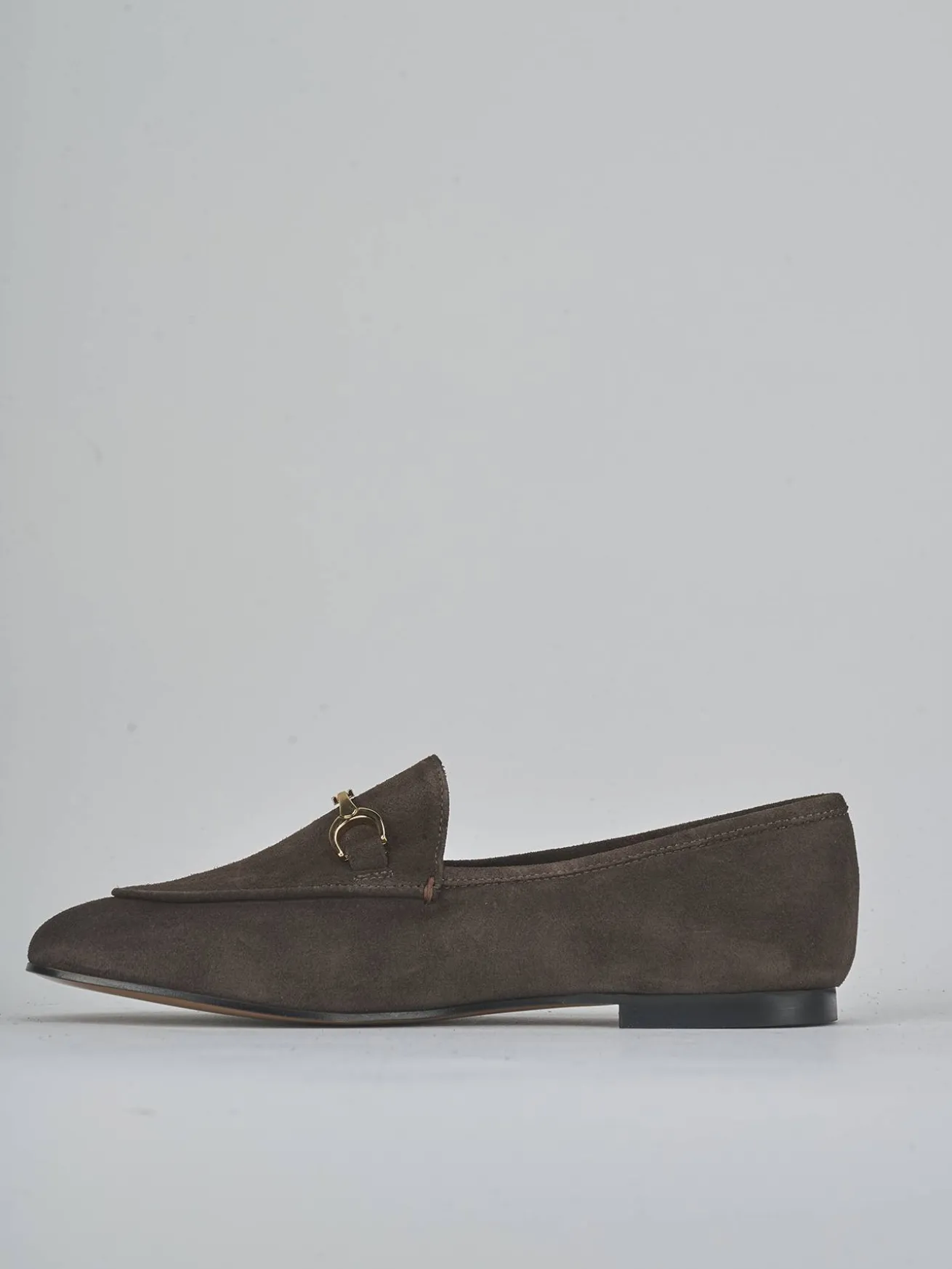 Mocassino tacco 1 cm testa camoscio