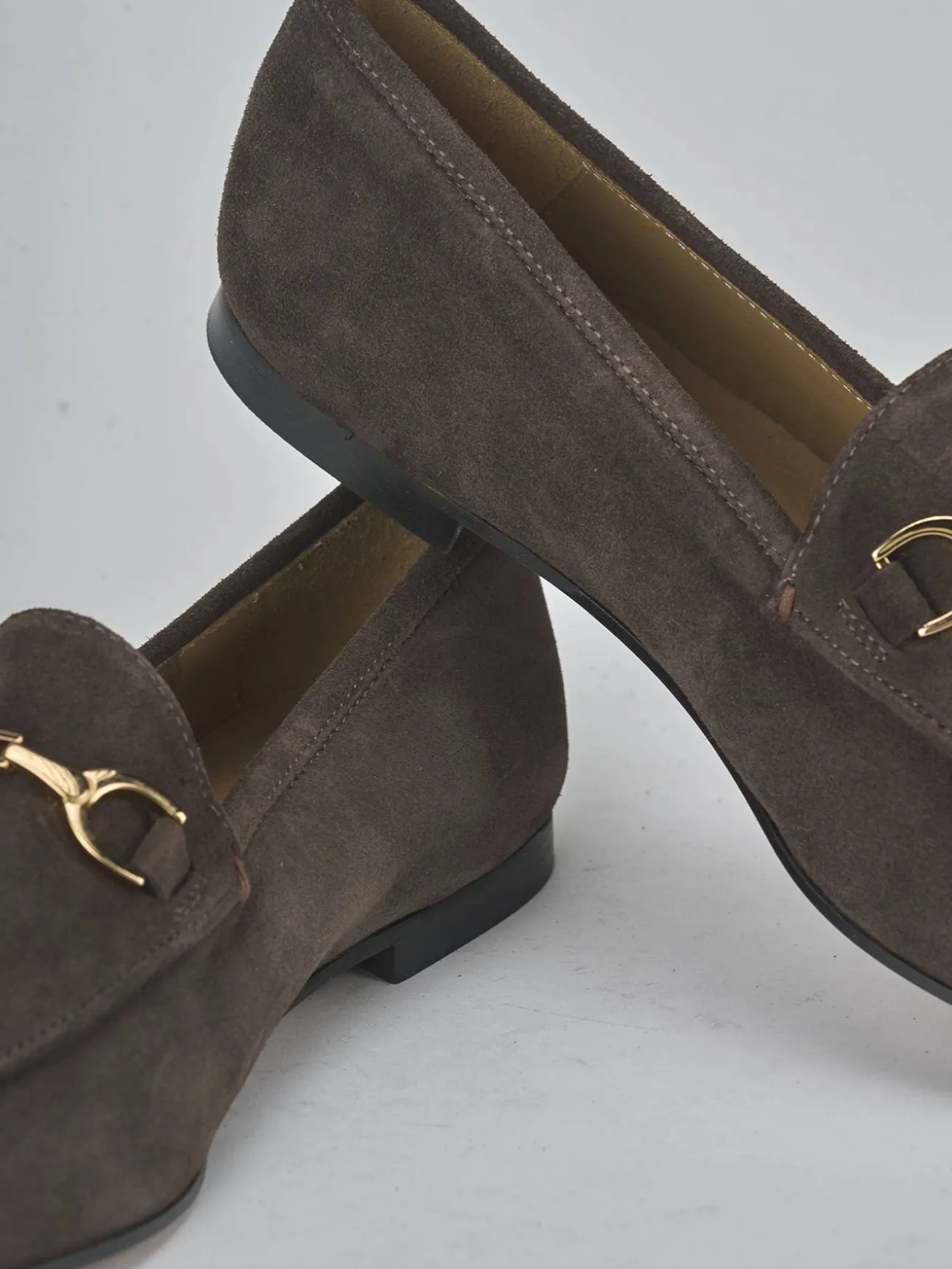 Mocassino tacco 1 cm testa camoscio