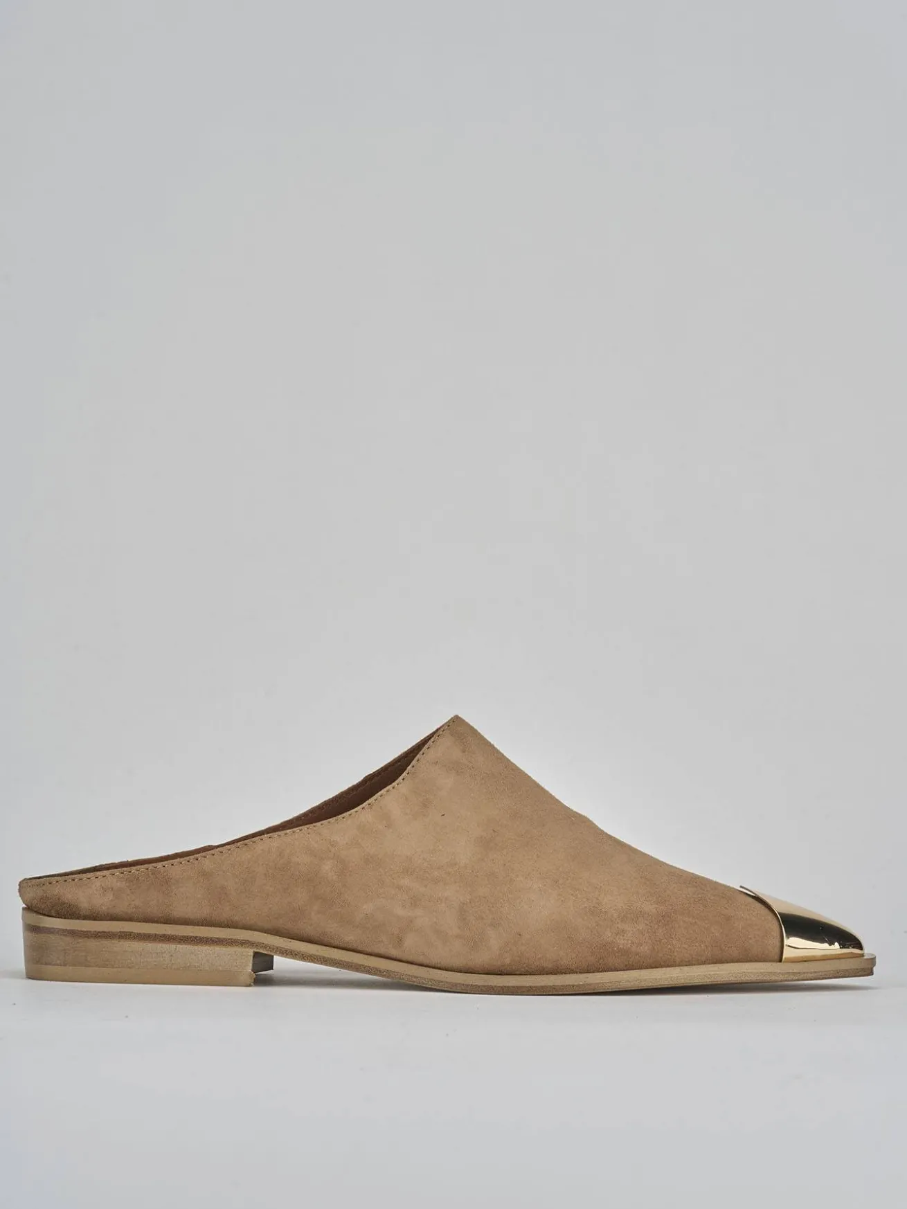 Sabot tacco 1cm camoscio beige