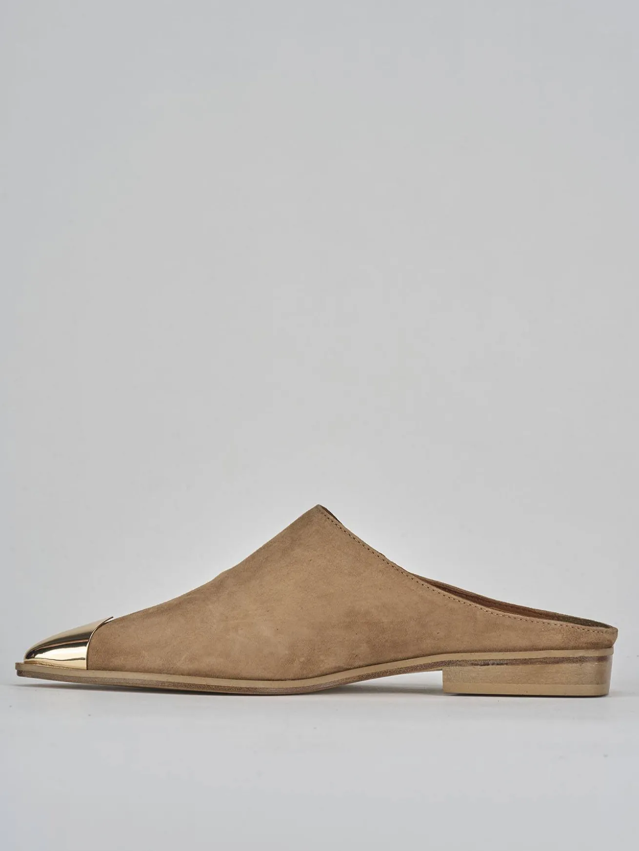 Sabot tacco 1cm camoscio beige