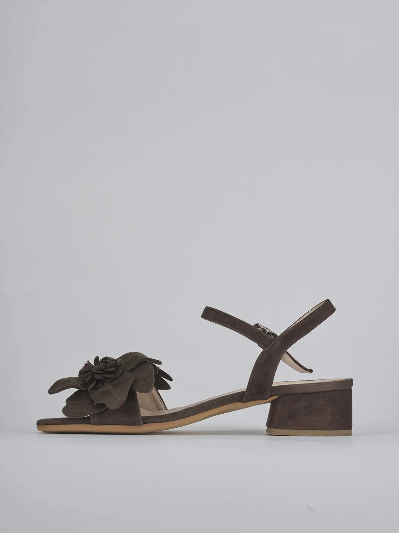 Sandali tacco 3cm camoscio testa