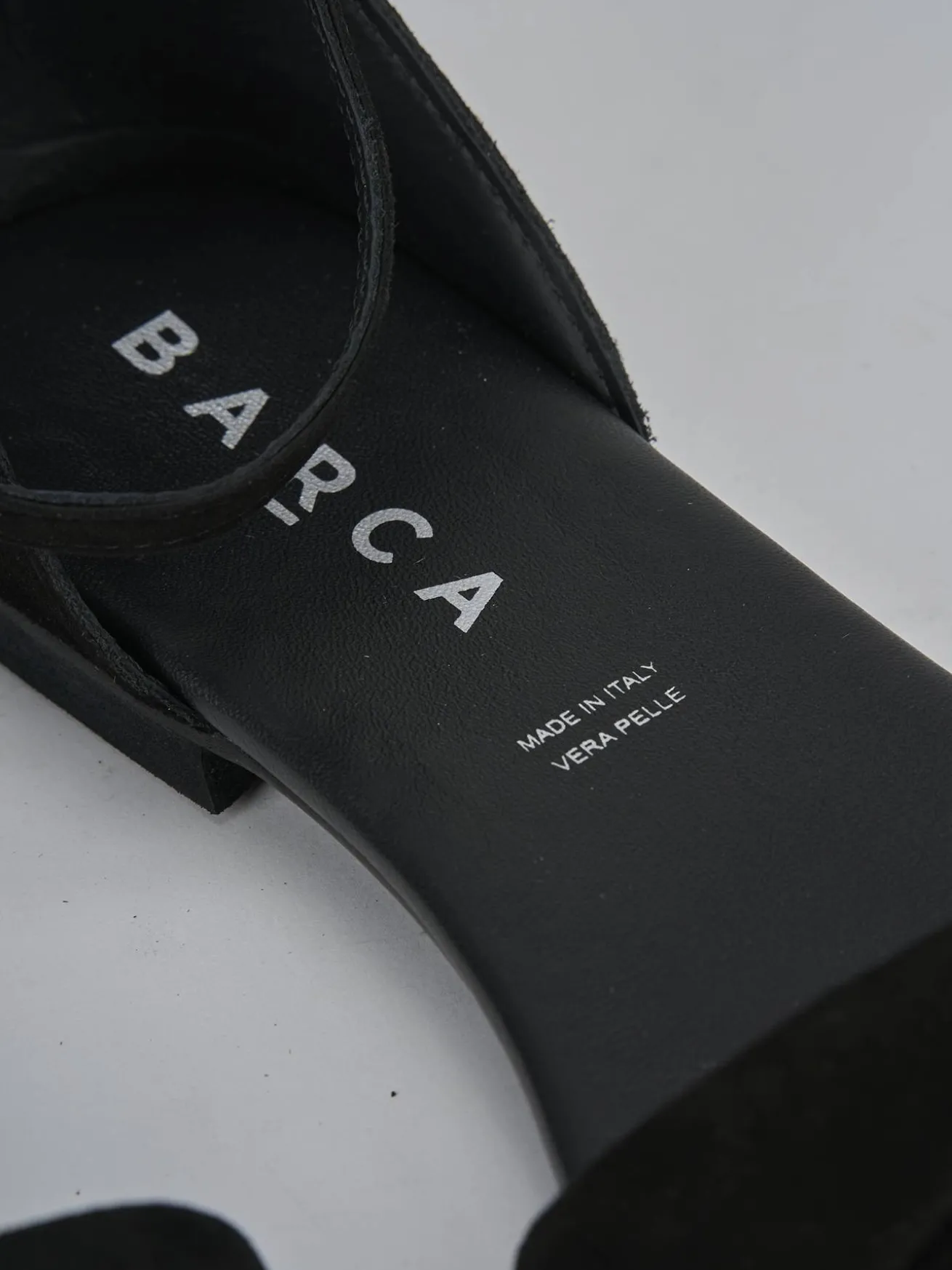 Sandali tacco 1cm camoscio nero