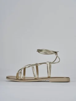 Sandali tacco 1cm laminato oro