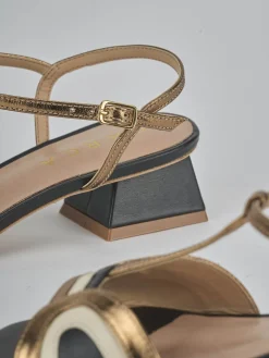 Sandali tacco 4cm laminato nero