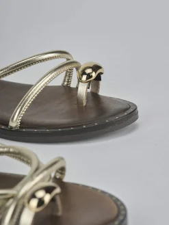 Sandali tacco 1cm laminato oro