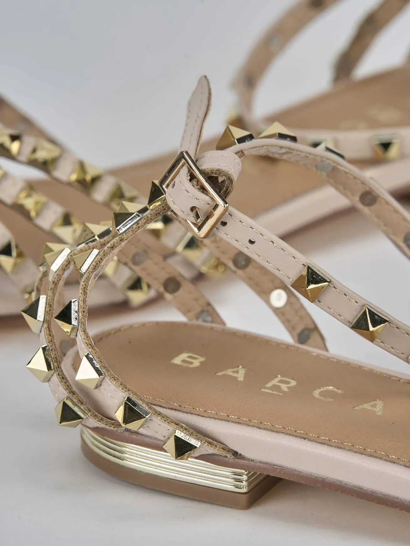 Sandali tacco 1cm pelle beige