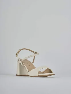 Sandali tacco 9cm pelle beige