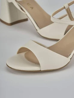 Sandali tacco 9cm pelle beige