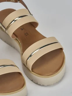 Sandali tacco 3cm pelle beige