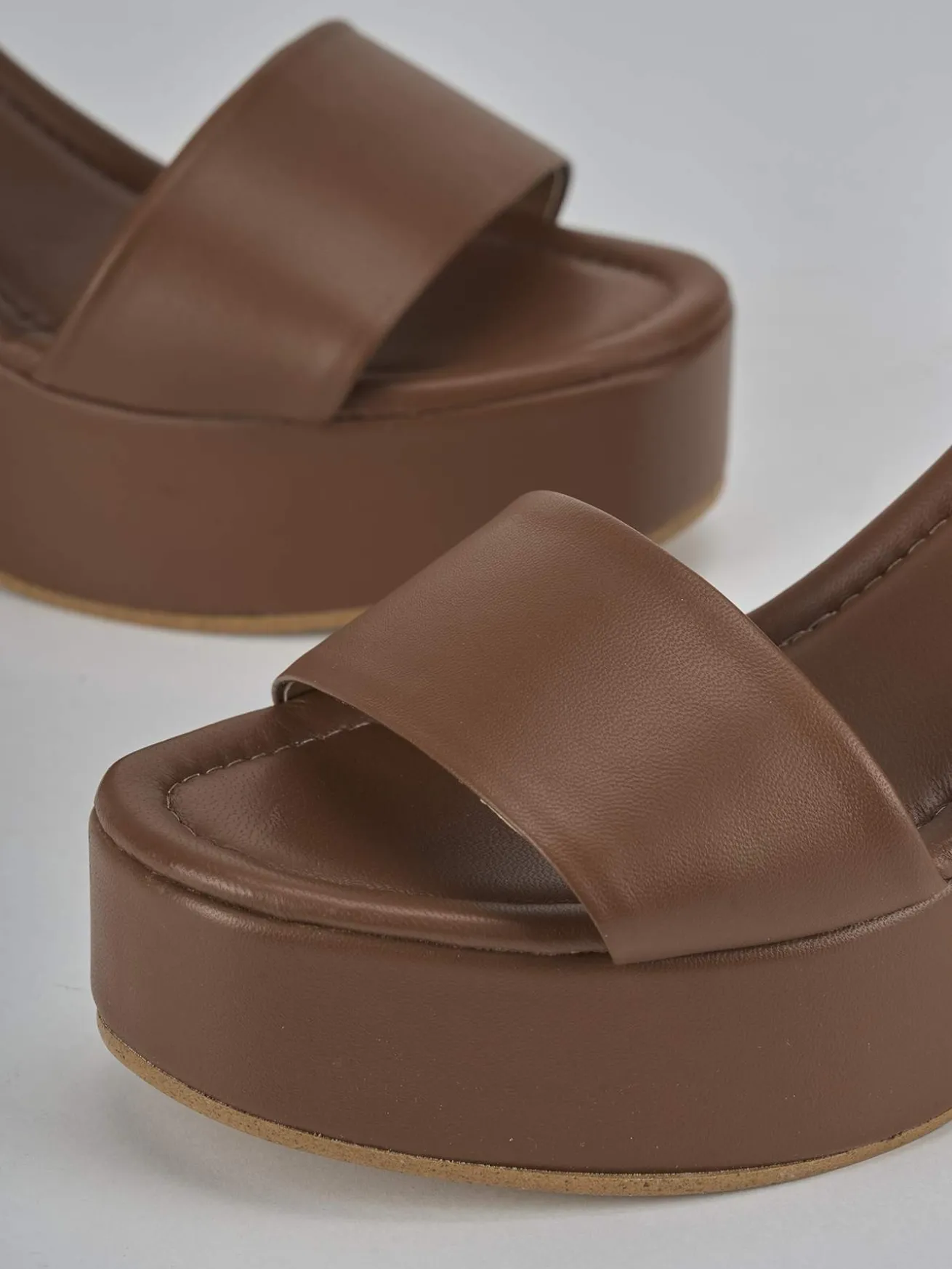 Sandali tacco 9cm pelle marrone