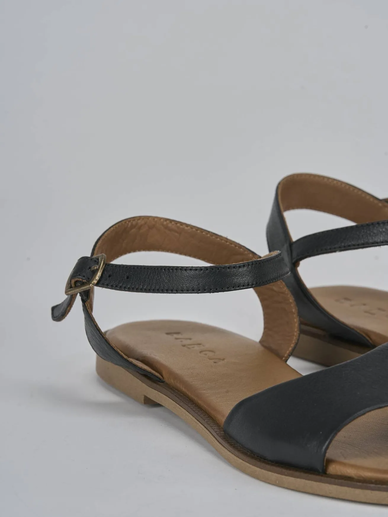 Sandali tacco 1cm pelle nero