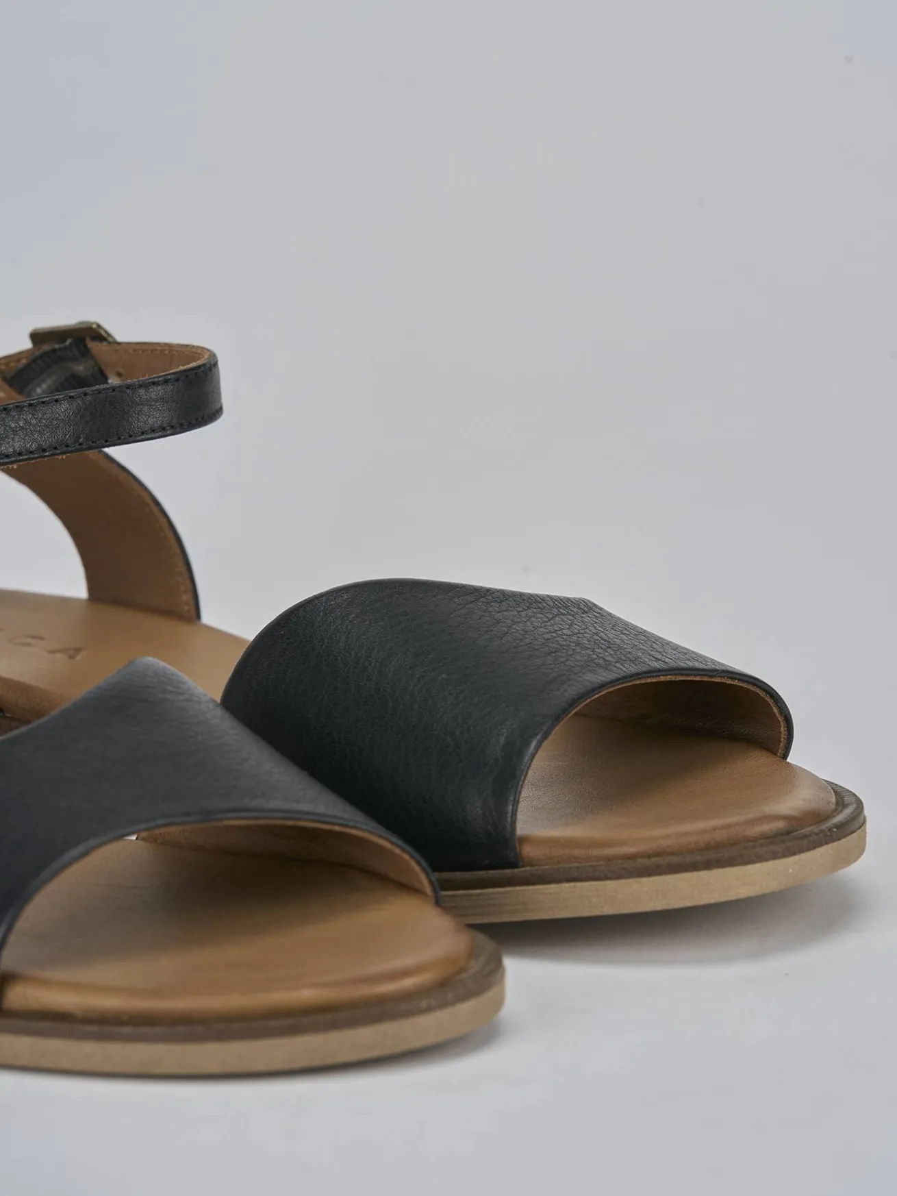 Sandali tacco 1cm pelle nero