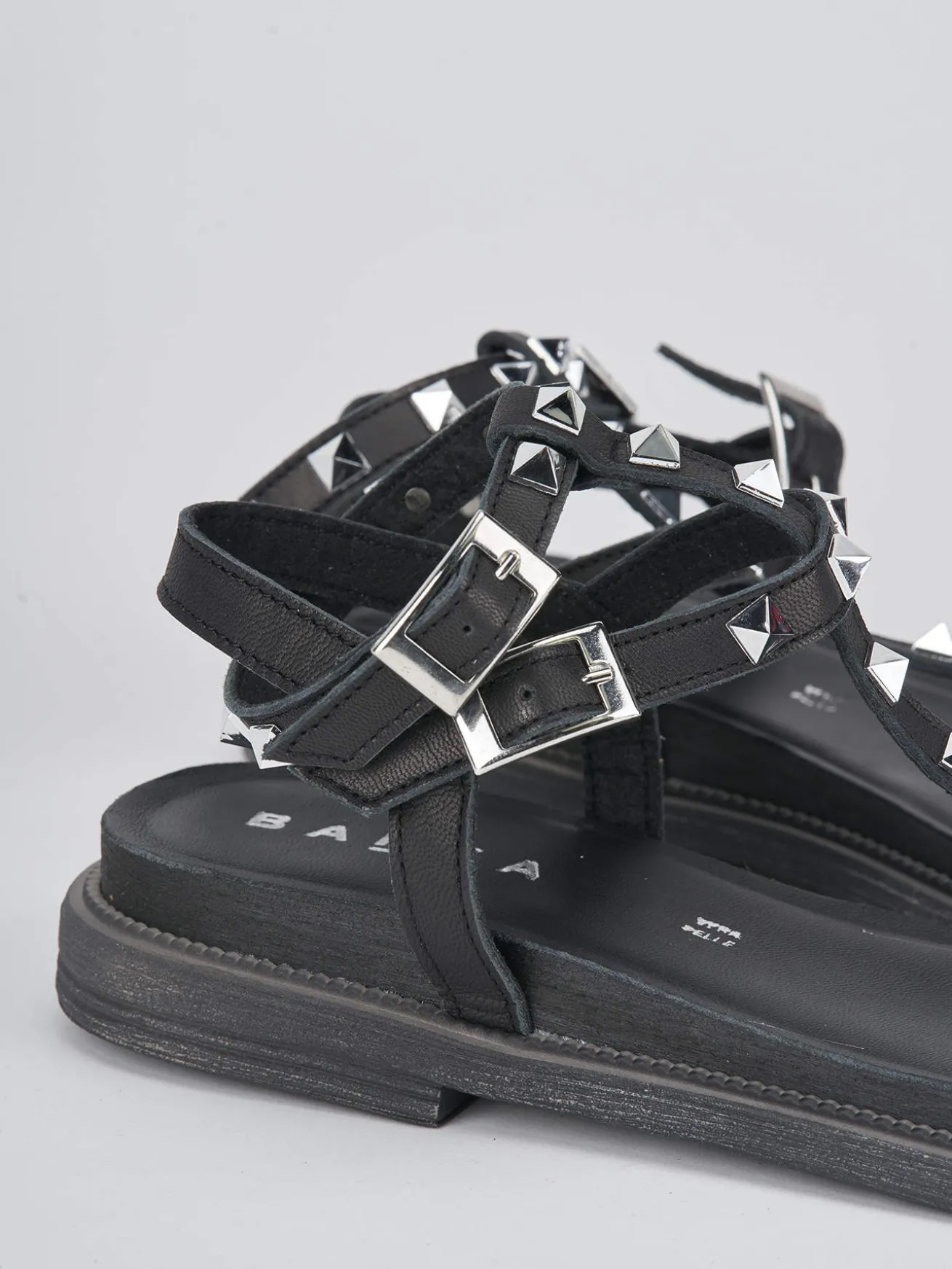 Sandali tacco 1cm pelle nero