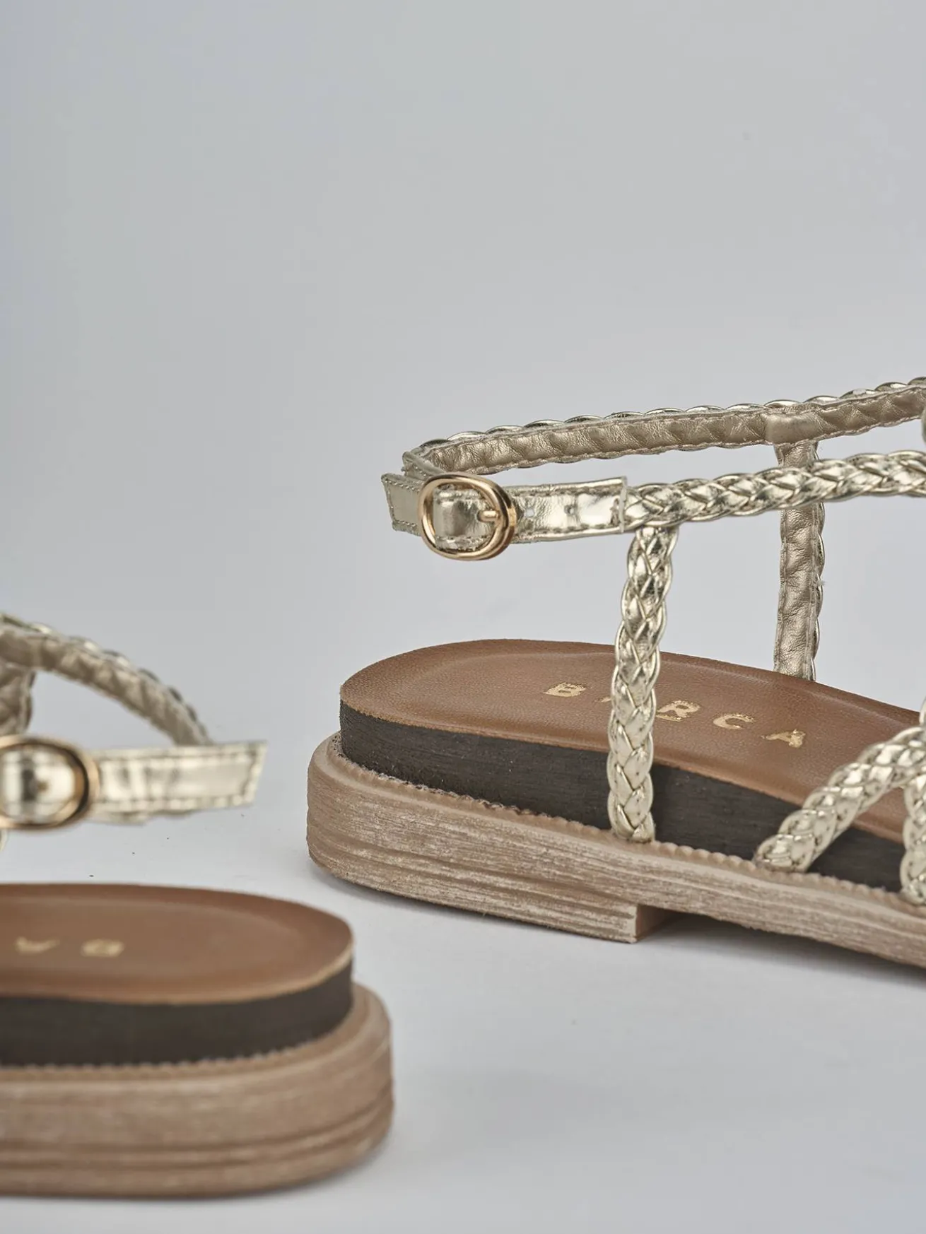 Sandali tacco 2cm pelle oro