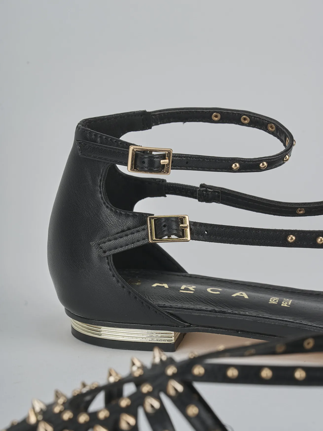 Sandali tacco 2cm pelle sostenibile nero