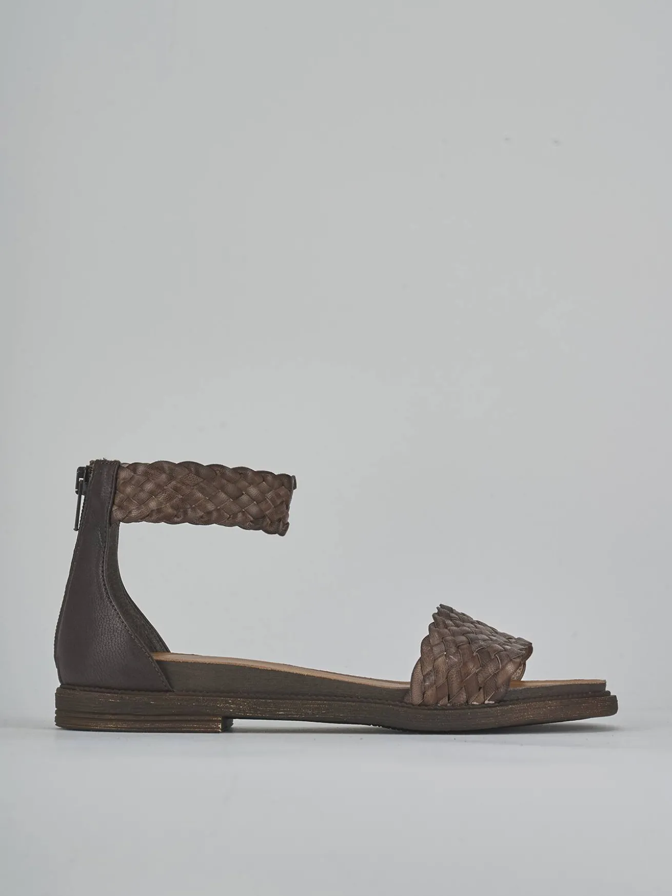 Sandali tacco 2cm pelle testa