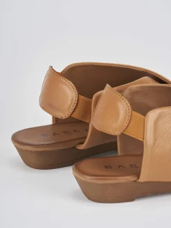 Sandali zeppa tacco 3cm pelle marrone