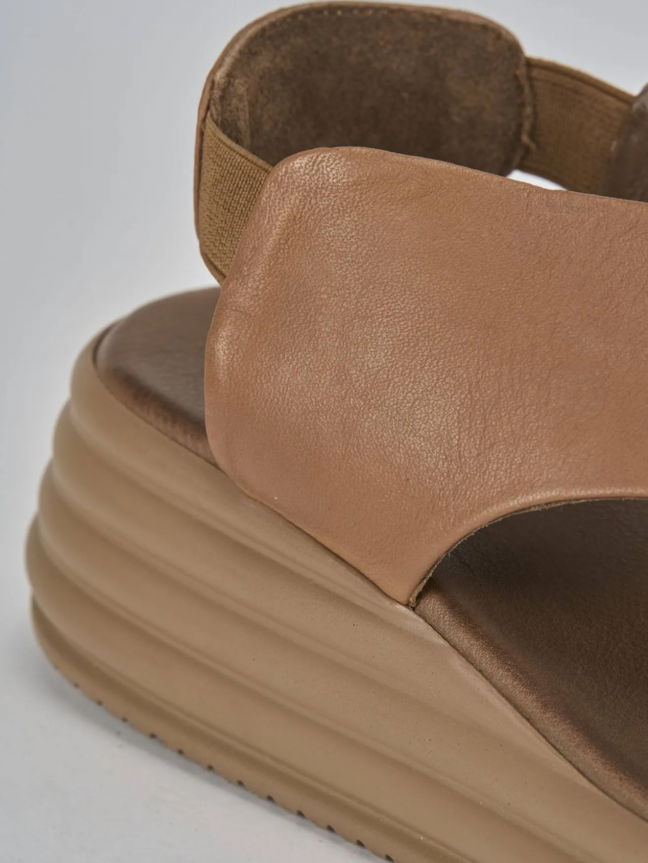 Sandali zeppa tacco 5cm pelle marrone