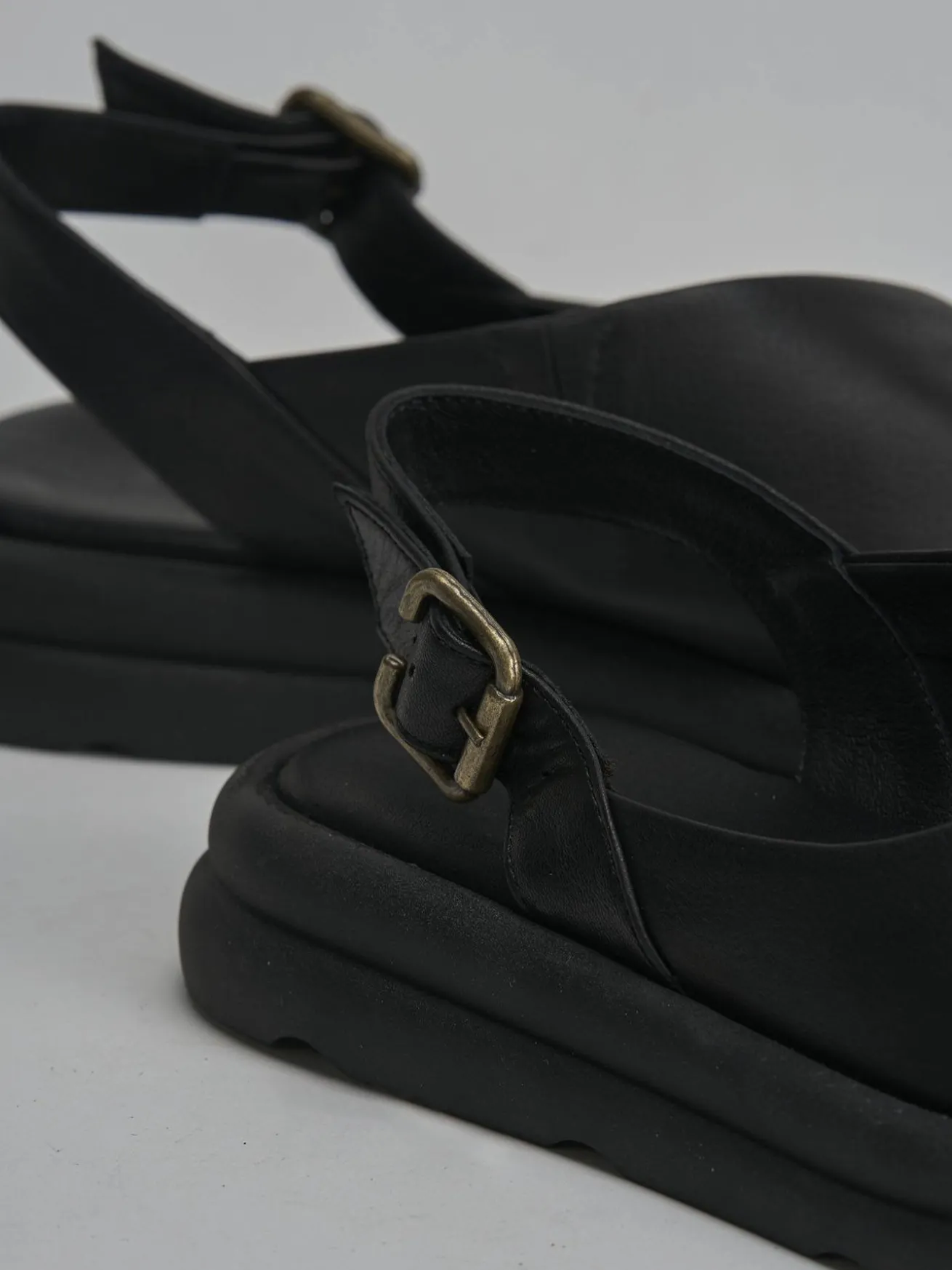 Sandali zeppa tacco 3cm pelle nero