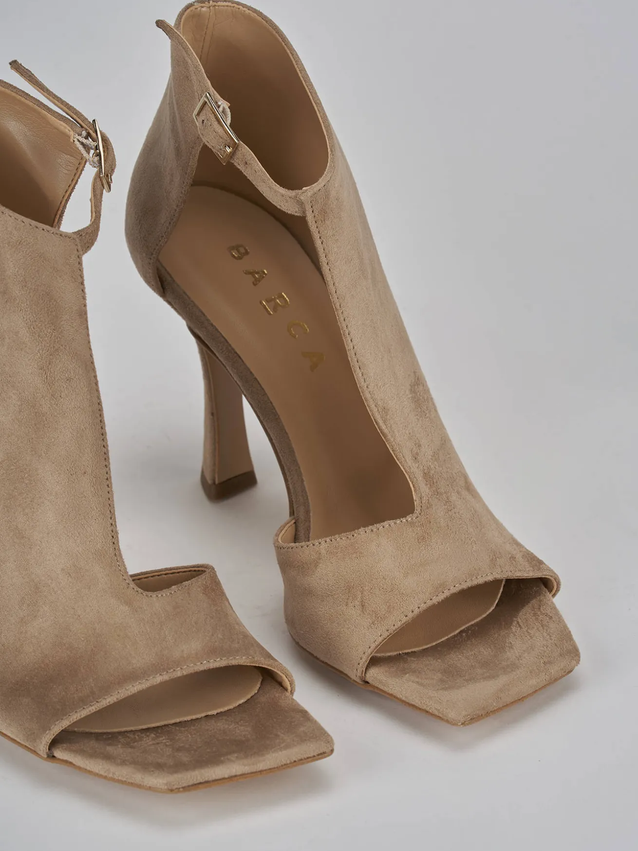 Sandalo tacco 8 cm beige camoscio