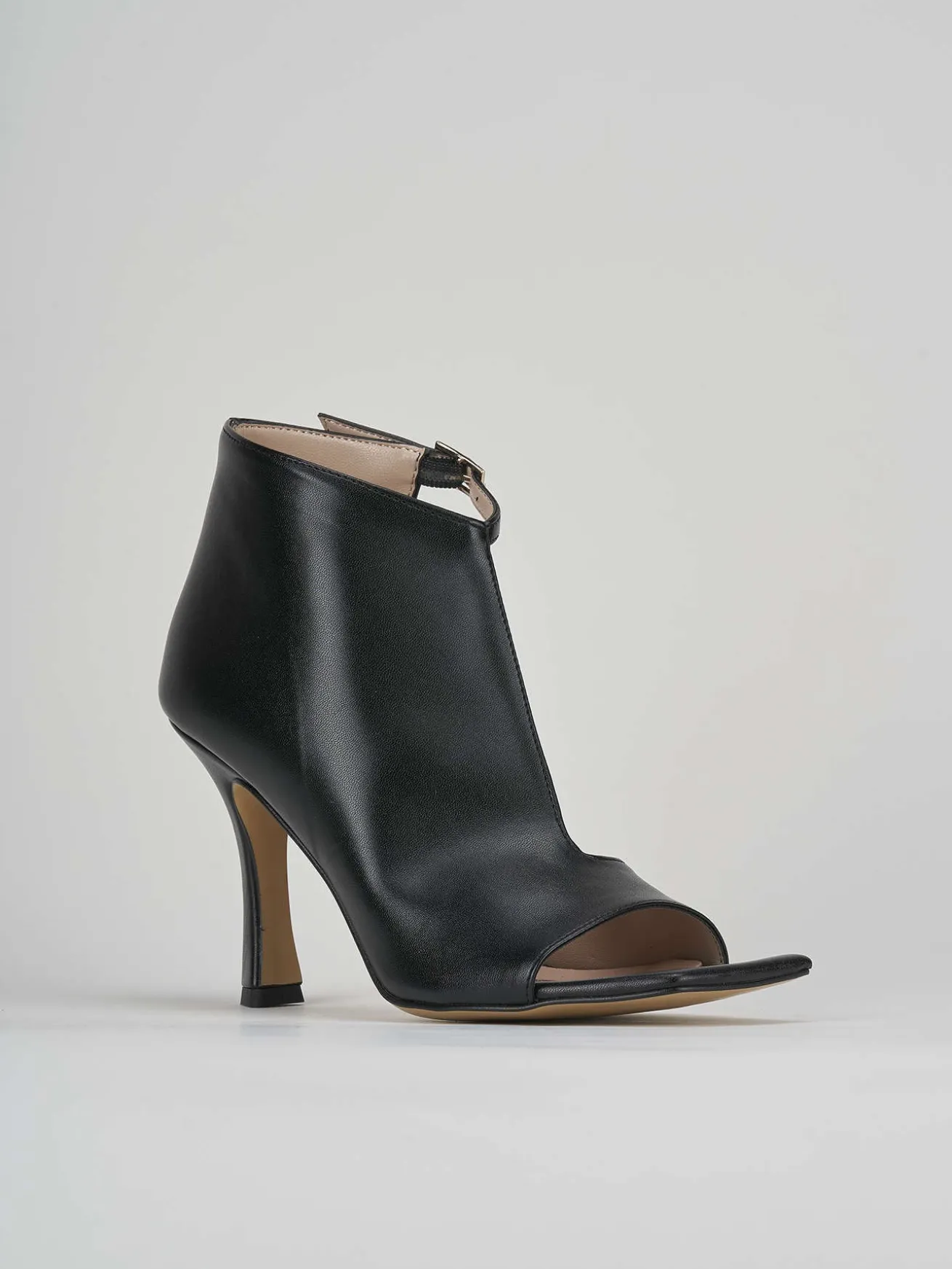 Sandalo tacco 8 cm nero pelle