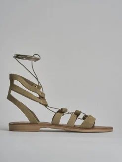 Sandalo tacco 1 cm beige camoscio