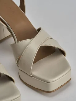 Sandalo tacco 8 cm bianco pelle