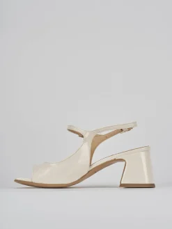 Sandalo tacco 6 cm bianco vernice