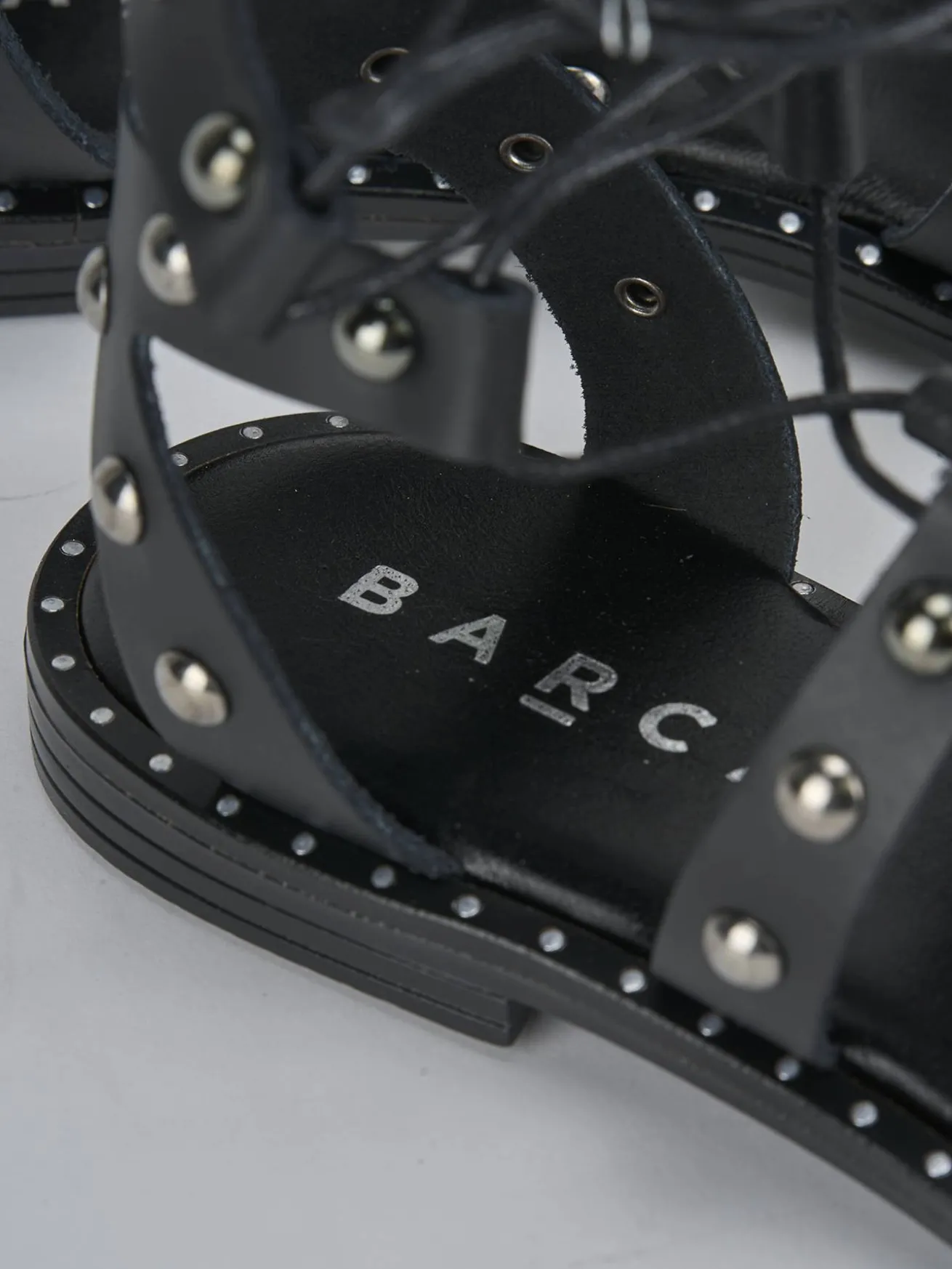 Sandalo tacco 1 cm nero pelle