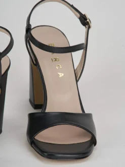 Sandalo tacco 7 cm nero pelle