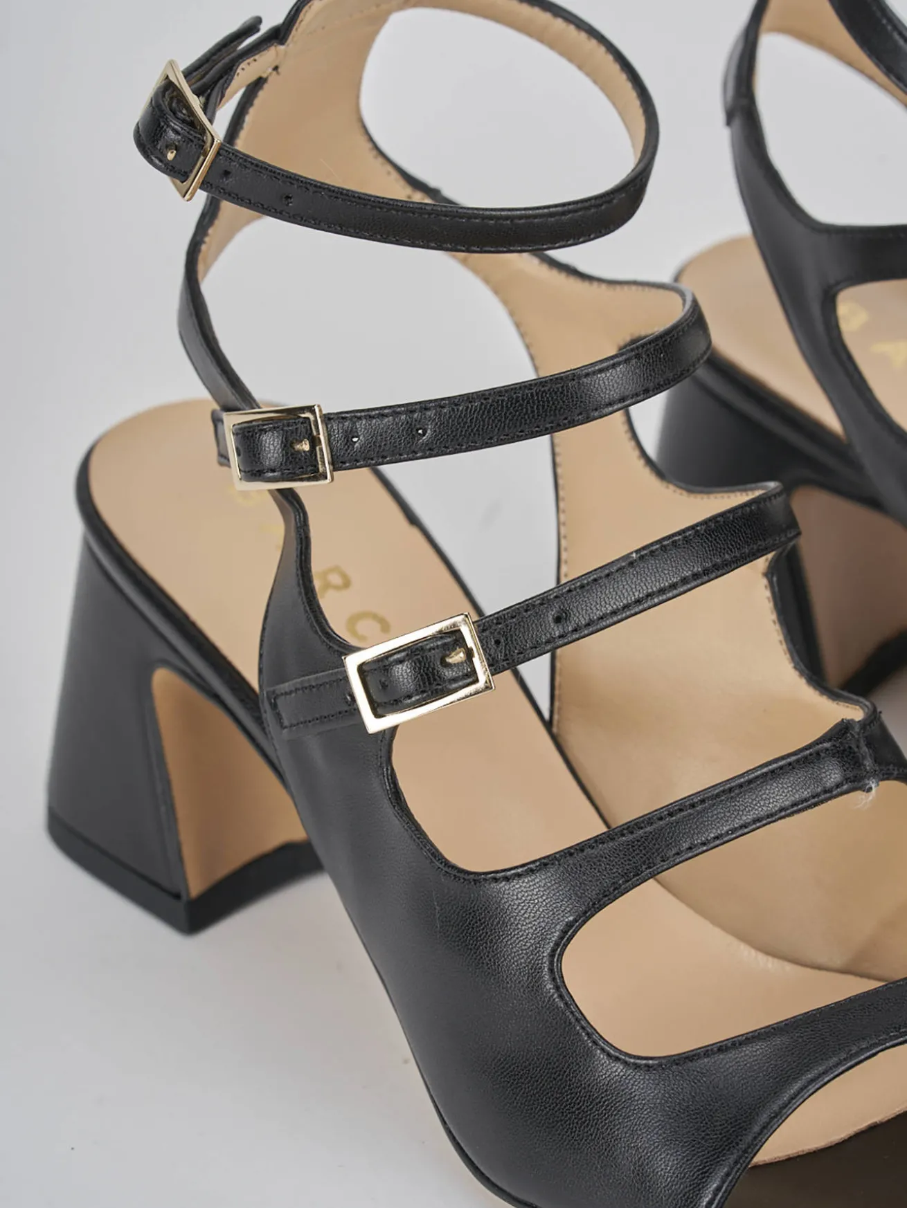 Sandalo tacco 6 cm nero pelle