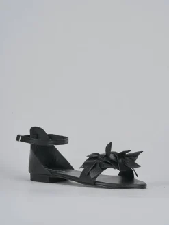 Sandalo tacco 1 cm nero pelle