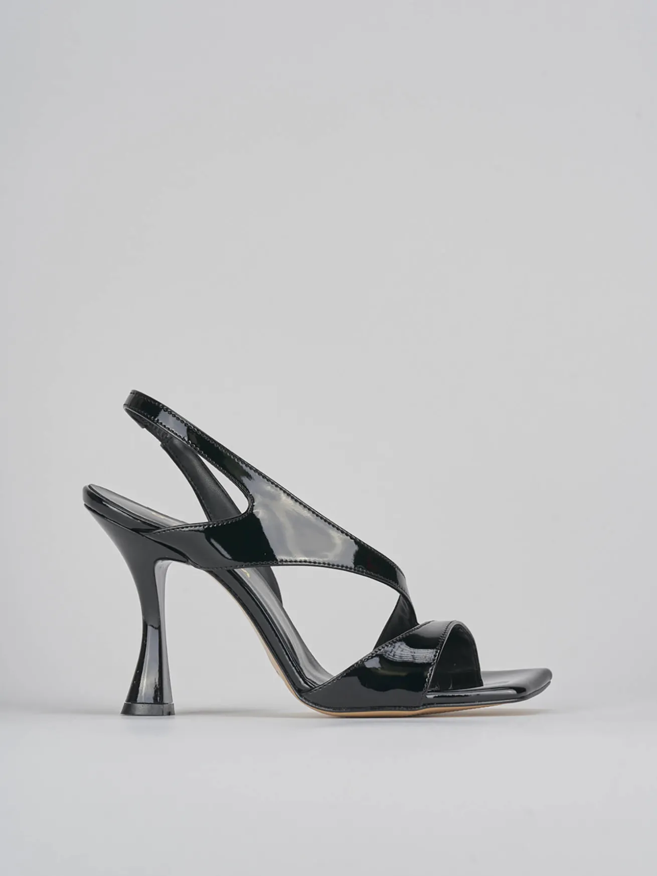 Sandalo tacco 9 cm nero vernice