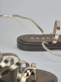 Sandalo tacco 1 cm oro laminato