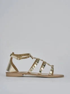 Sandalo tacco 1 cm oro laminato