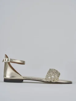 Sandalo tacco 1 cm oro laminato