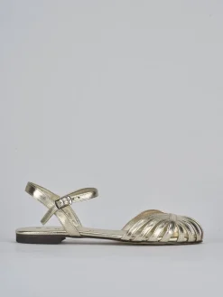 Sandalo tacco 1 cm oro laminato