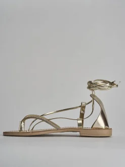 Sandalo tacco 1 cm oro pelle