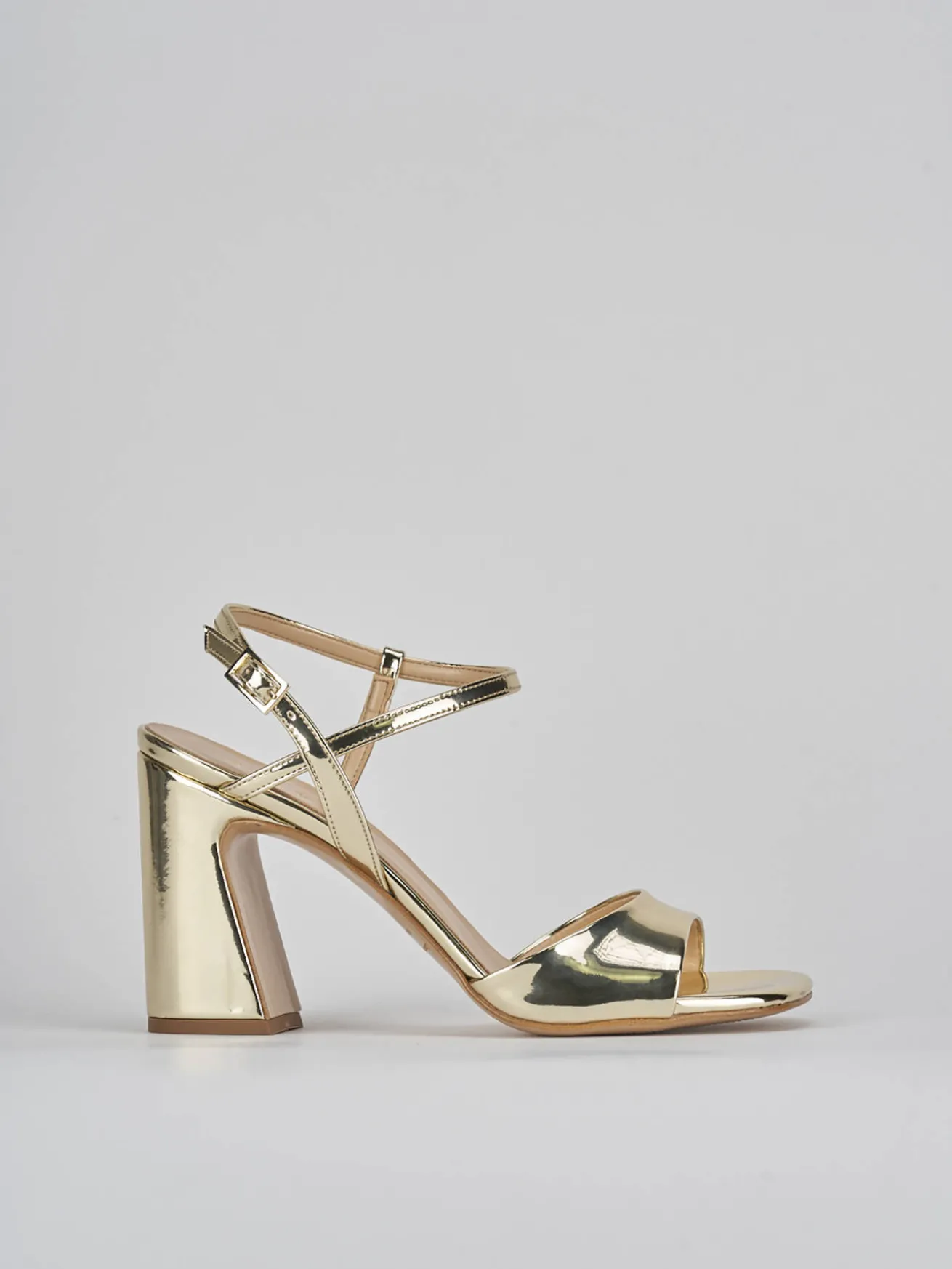 Sandalo tacco 7 cm oro pelle