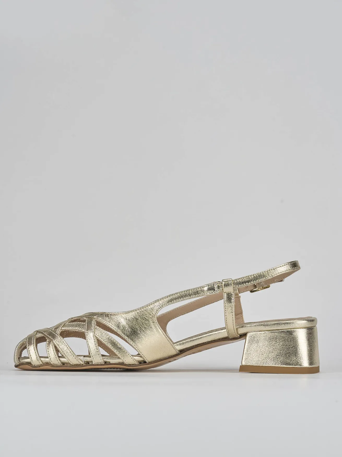 Sandalo tacco 5 cm oro pelle