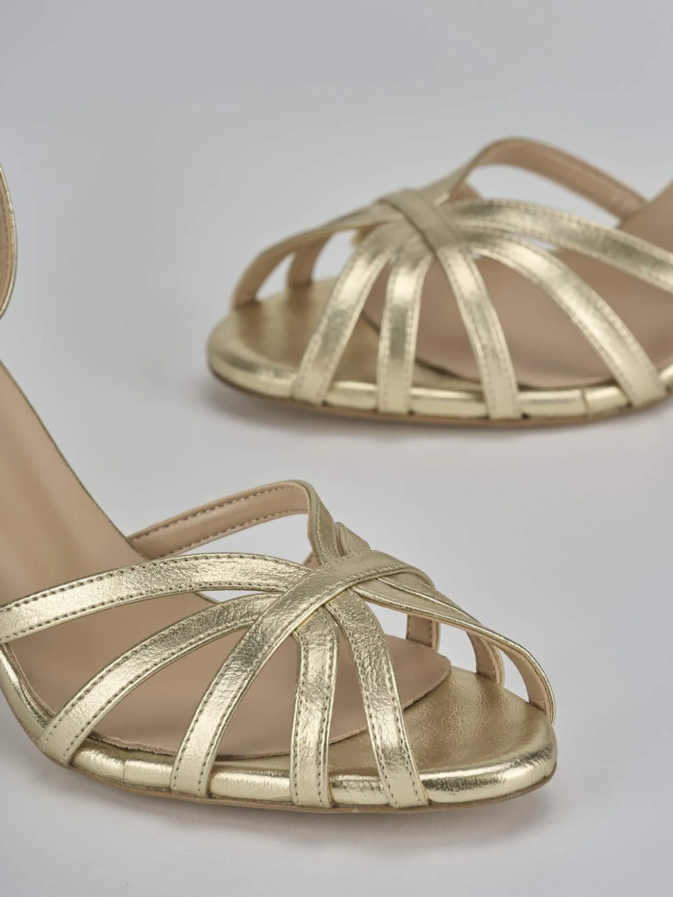 Sandalo tacco 7 cm oro pelle