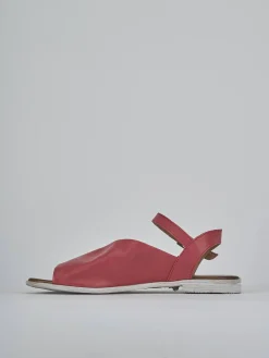 Sandalo tacco 1 cm rosso pelle