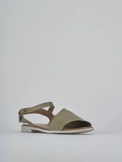 Sandalo tacco 1 cm verde pelle