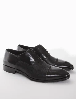 scarpa lacci tacco 2 cm nero