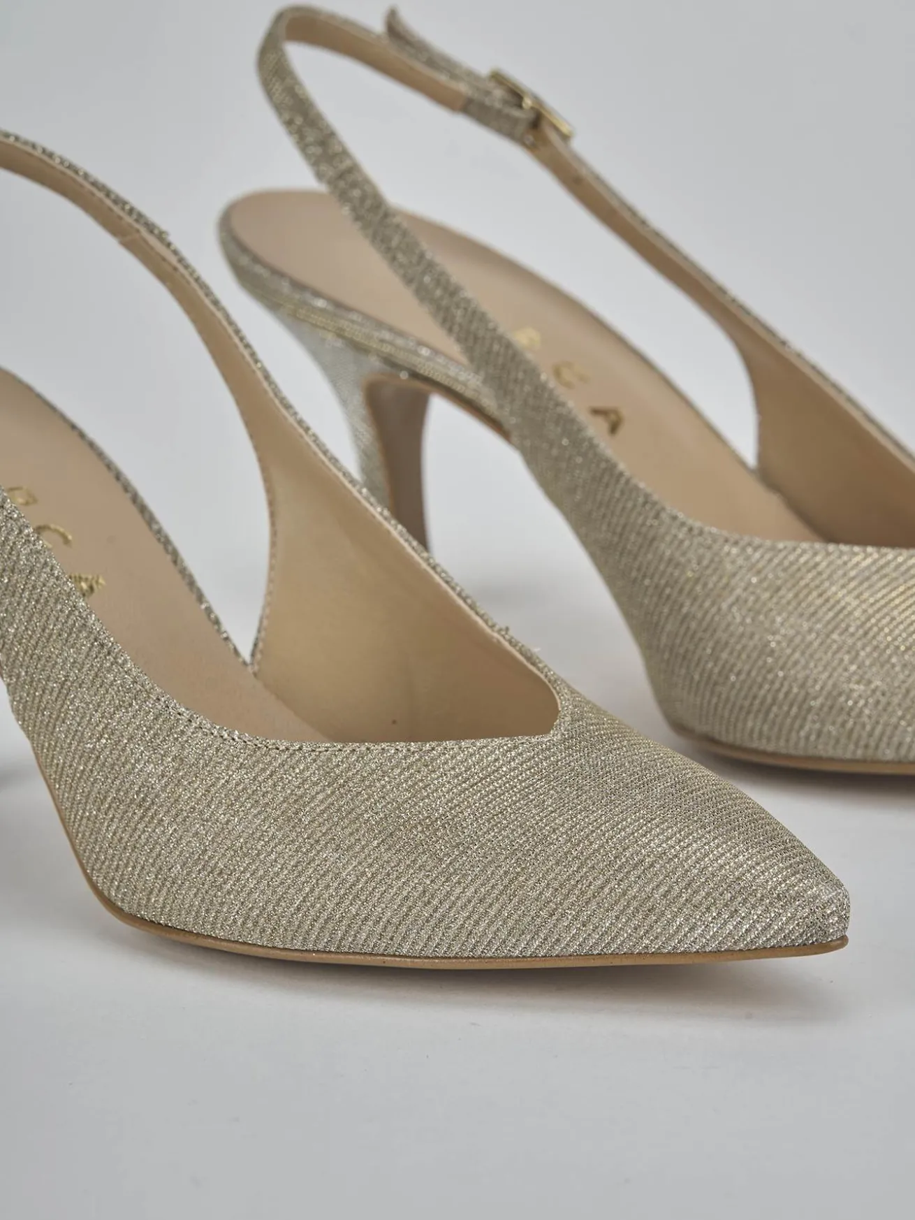 Slingback tacco 7cm pelle oro