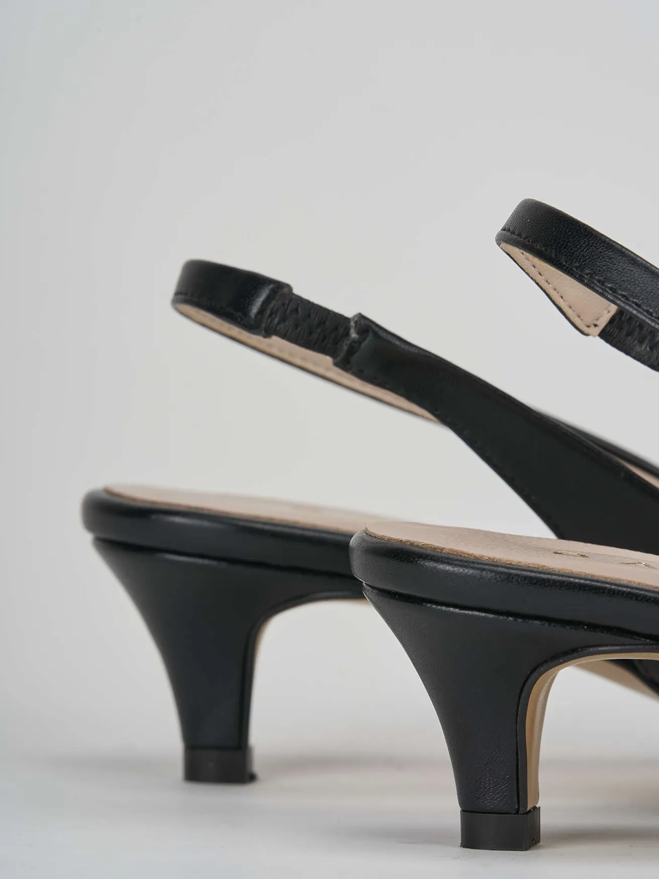 Slingback tacco 3cm pelle nero